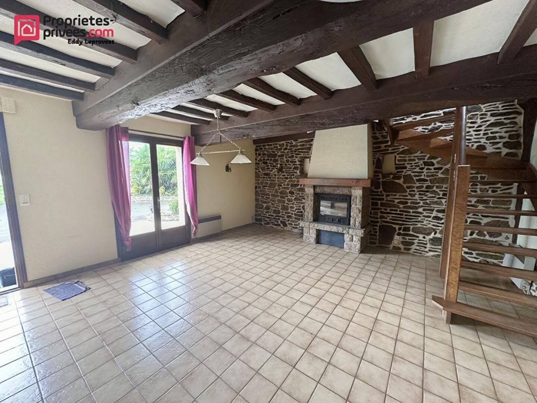 JUVIGNY-LE-TERTRE A VENDRE - Maison de 5 chambres avec 6000 m2 de terrain 2