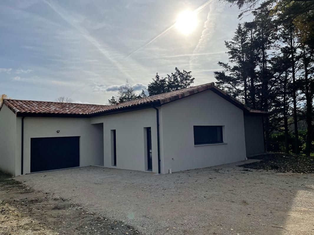 ETOILE-SUR-RHONE Maison 5 pièce(s) 150 m2, piscine, garage 4