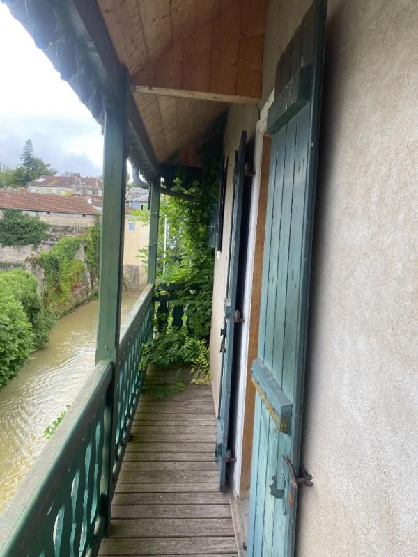 SALIES-DE-BEARN Maison typique salisienne de 5 pièces avec appartement T3 indépendant 4