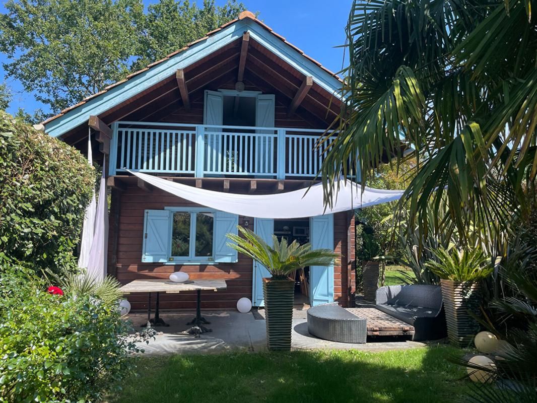 LA TESTE-DE-BUCH Bassin d'Arcachon Chalet 3 pièces sur 293 m² de terrain clos 1