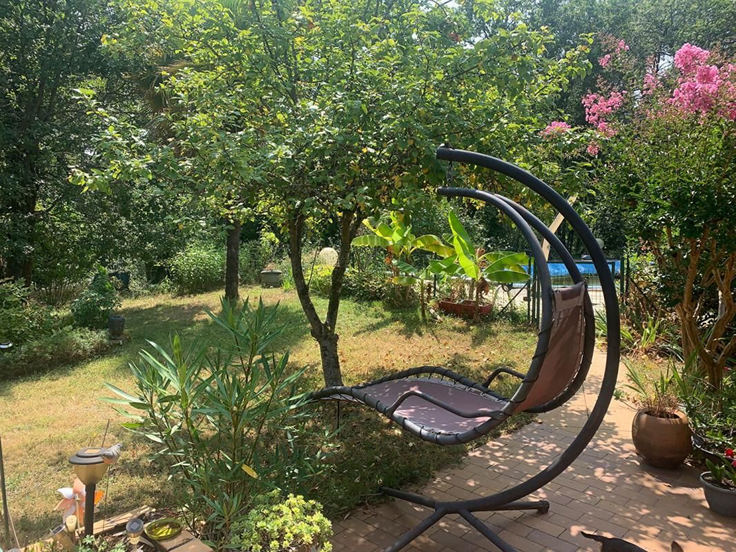 SARLAT-LA-CANEDA Maison avec piscine 130 m2 2