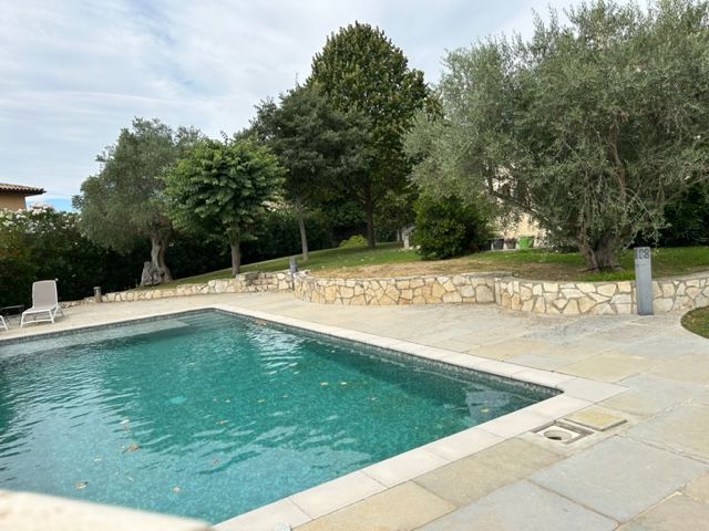 Villa Saint Georges Orques 8 pièce(s) 238 m2 /1850 m² + terrain constructible 3000m²