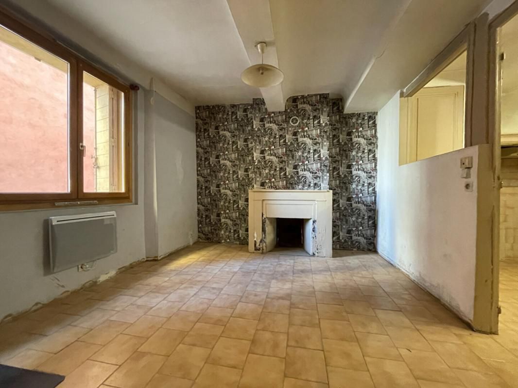 LE BEAUSSET Appartement T2 de 32m² + cave 3