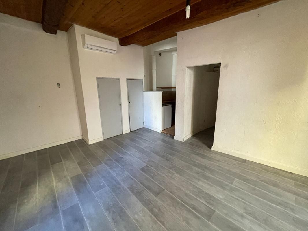 LE BEAUSSET Appartement T3 de 49.60m² + cave 1