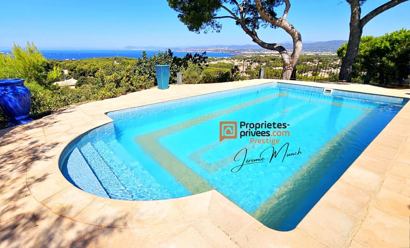 SIX-FOURS-LES-PLAGES Maison / Villa vue Exclusive sur Mer 6 pièce(s). 237 M² 3