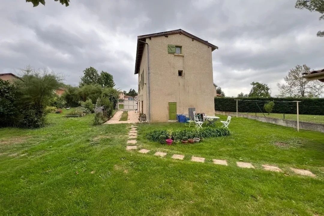 SOURCIEUX-LES-MINES SOURCIEUX LES MINES. Maison 4 pièce(s) avec jardin 560m2 3