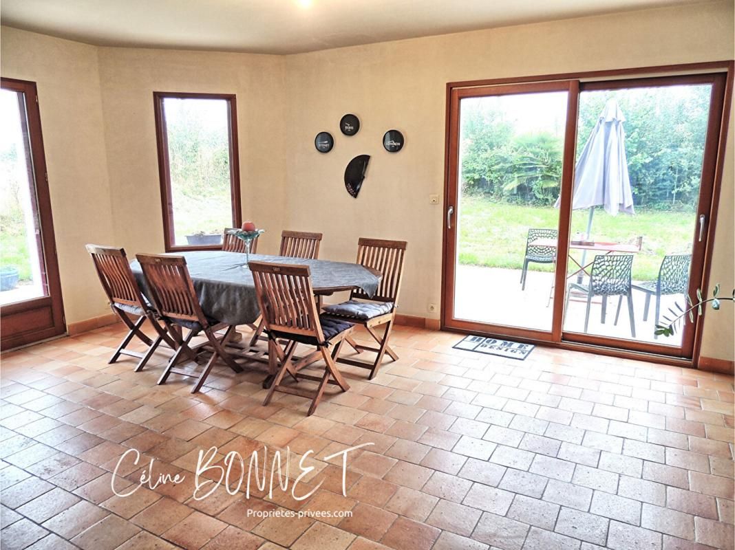 CLISSON Maison 159m², 4 chambres, bureau, garage 4