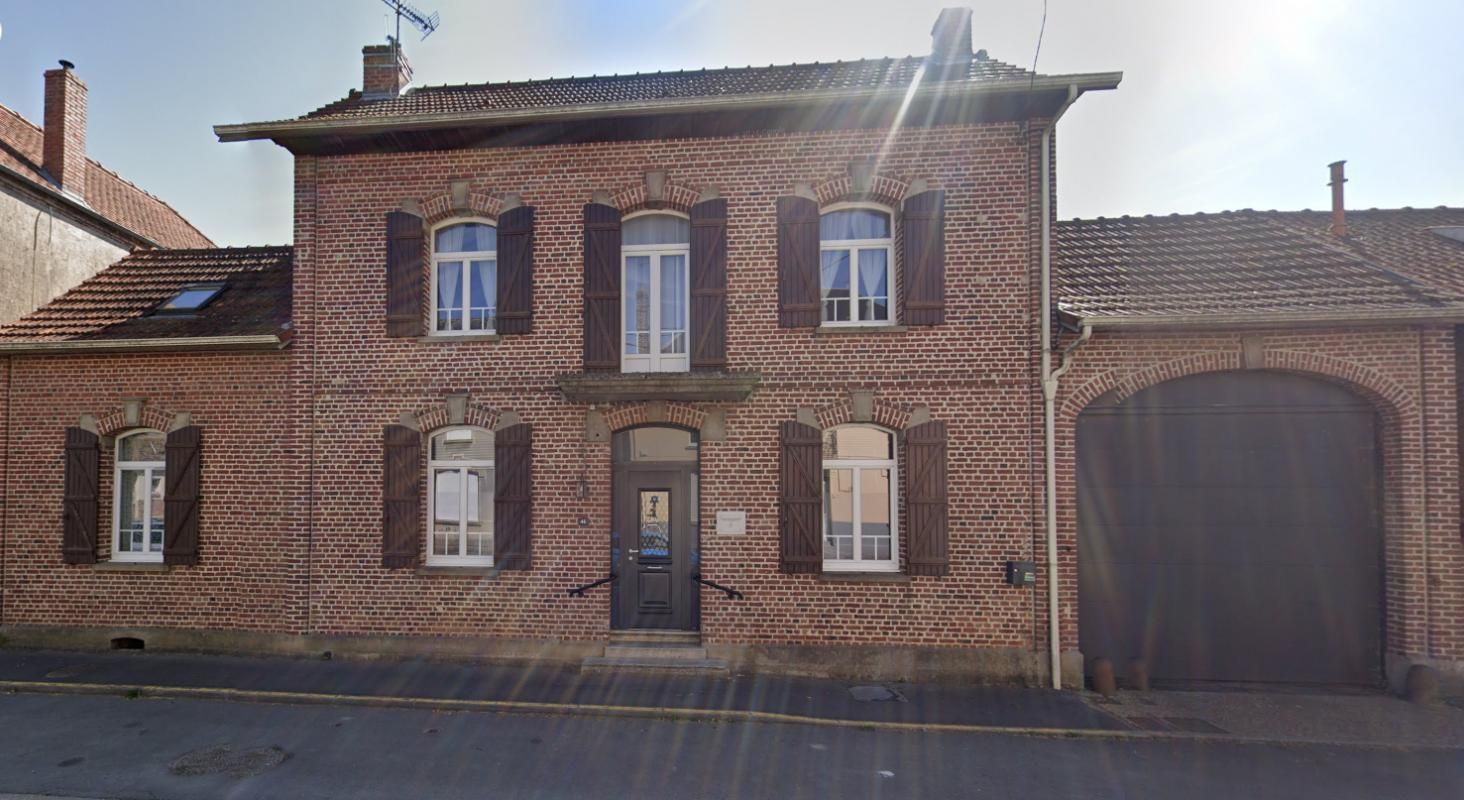 Ancienne fermette bâtie sur 1452 m²