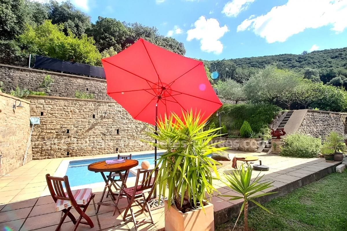 Maison de 240 m2 avec vue aux pieds des Cévennes