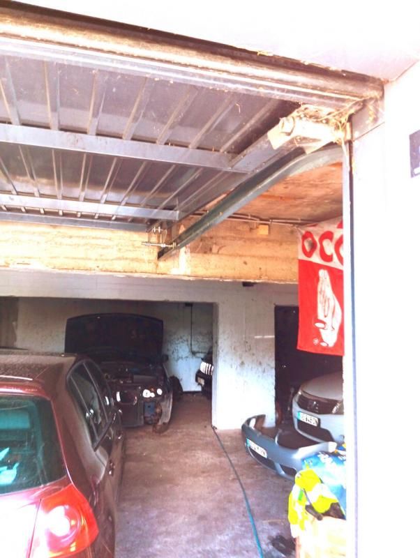 Dépôt Garage de 50m2 loué 600