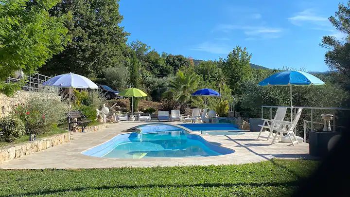 FAYENCE maison  de 3P 70 M2  dans une petite copropriété avec piscine, jacuzzi 2