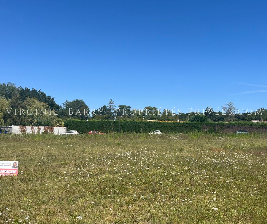 TONNAY-CHARENTE TERRAIN A BATIR  DE 686 M² VIABILISE 2