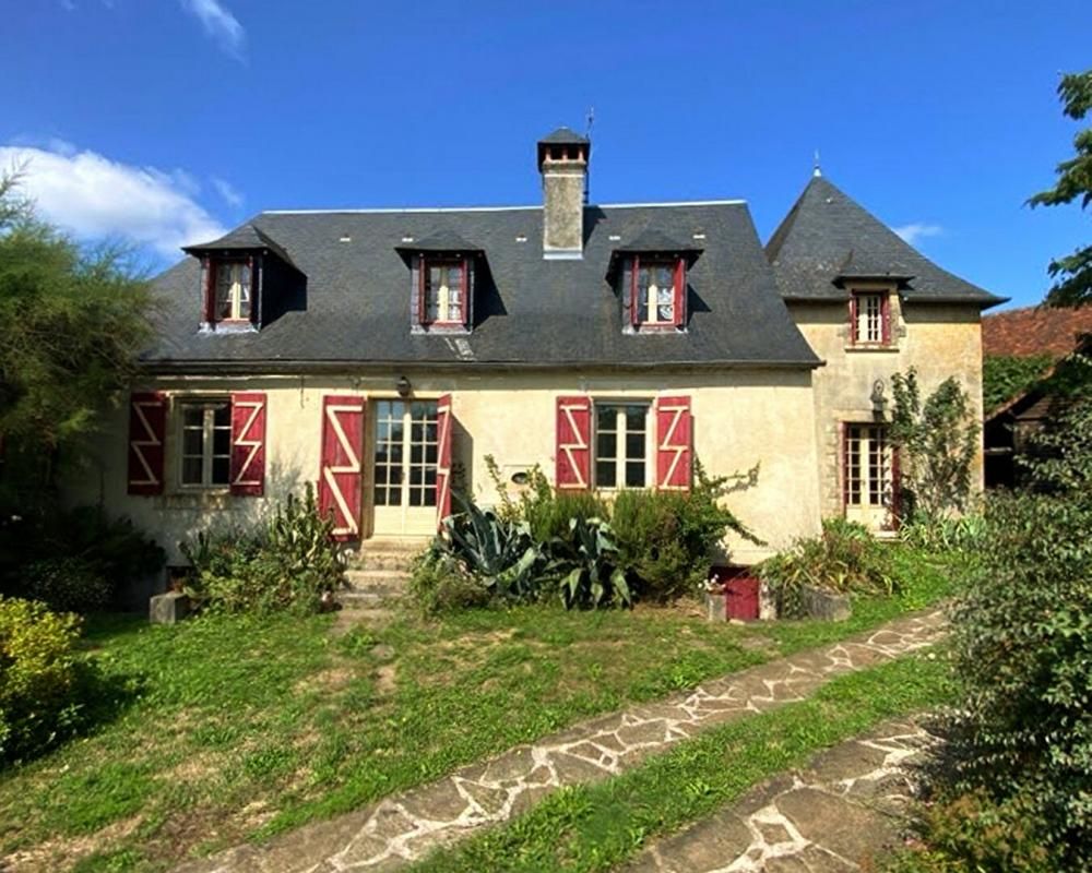 Maison Lanouaille 10 pièce(s) 205 m2