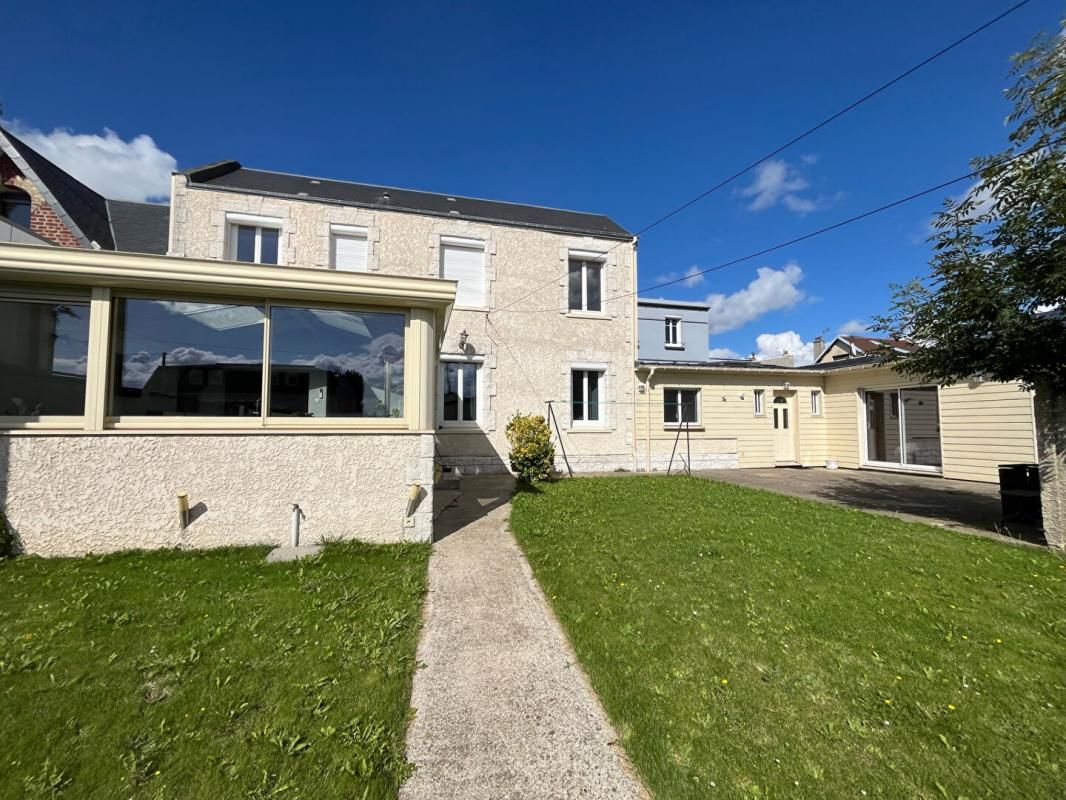 LE HAVRE Maison avec vie de plain pied, 5 chambres, dépendance et garage Le Havre 1