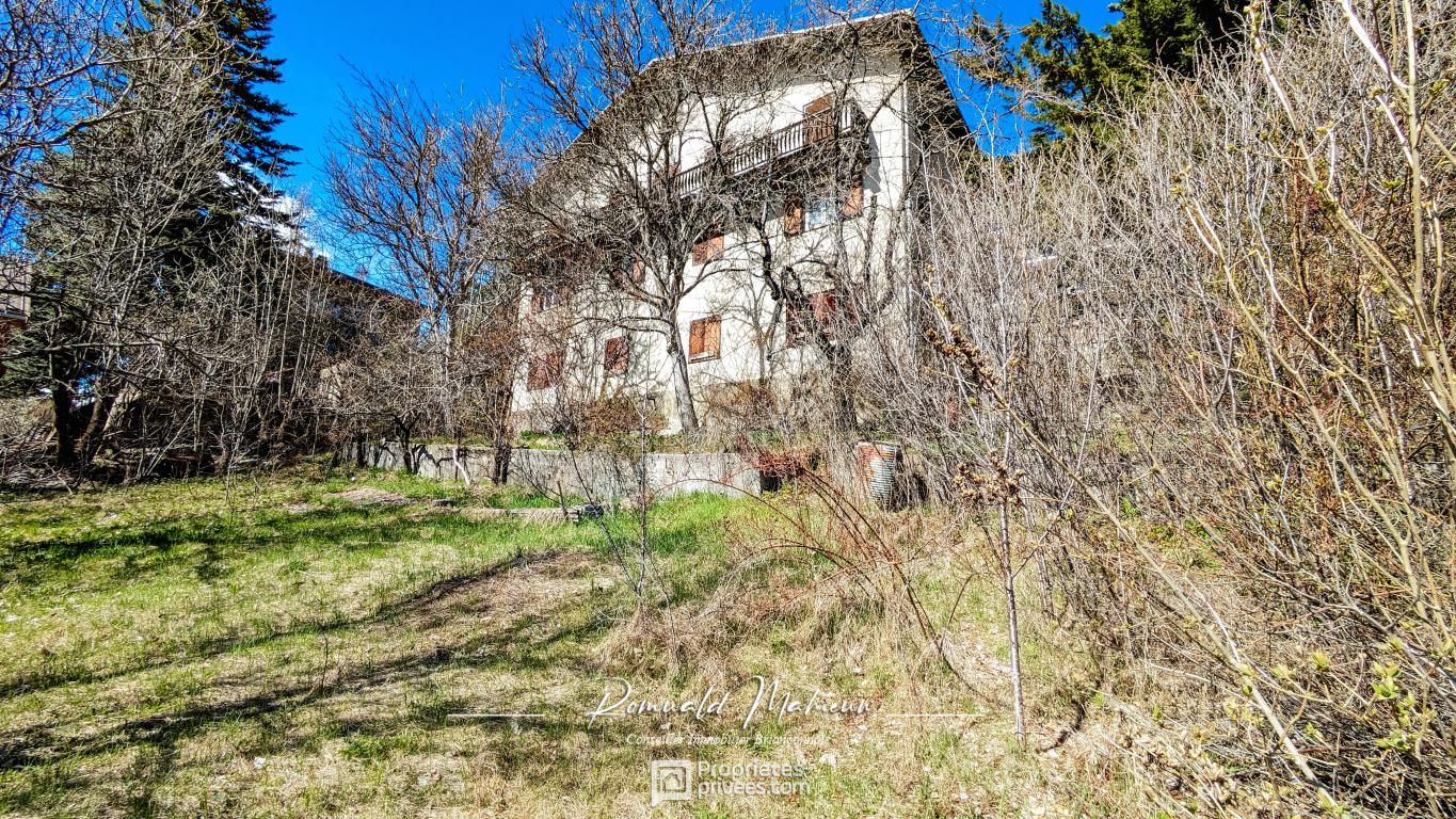 BRIANCON Sur les hauteurs de Briançon - Grande maison de  +/- 580 m² sur 4 niveaux  - Vue panoramique ! 2