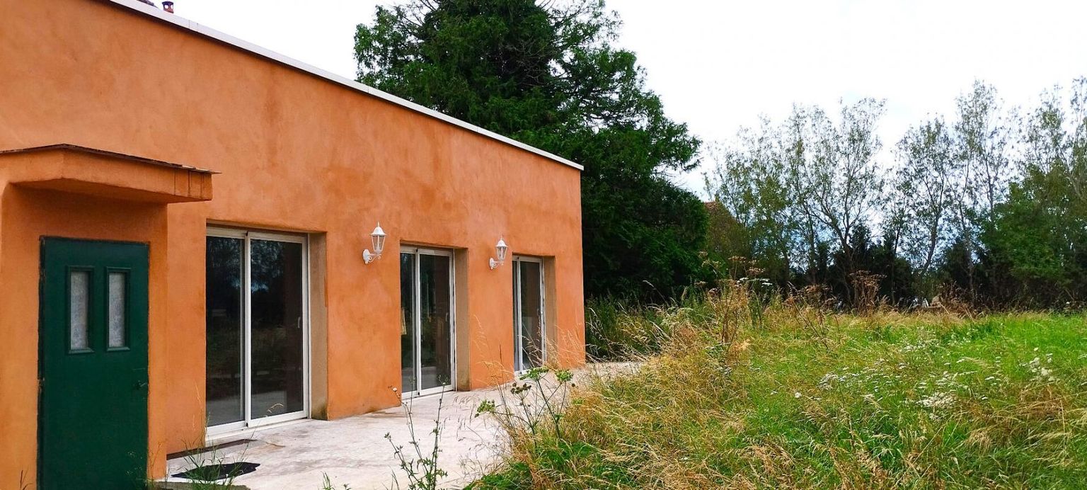 21140 Semur En Auxois - Locaux commerciaux 700 m²  sur 2 500 m² de terrain