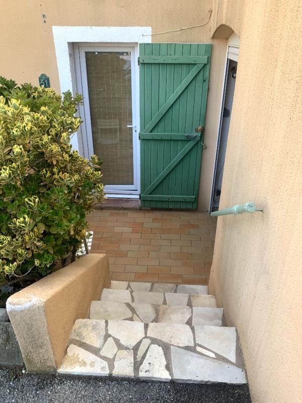 COGOLIN Appartement  Golfe de Saint tropez 2 pièce(s) 33 m2 3