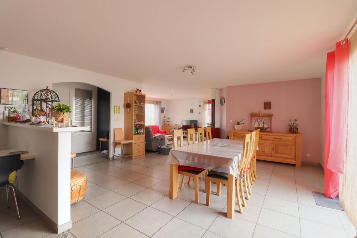 NIORT Maison Prahecq 5 pièce(s) 151 m2 3