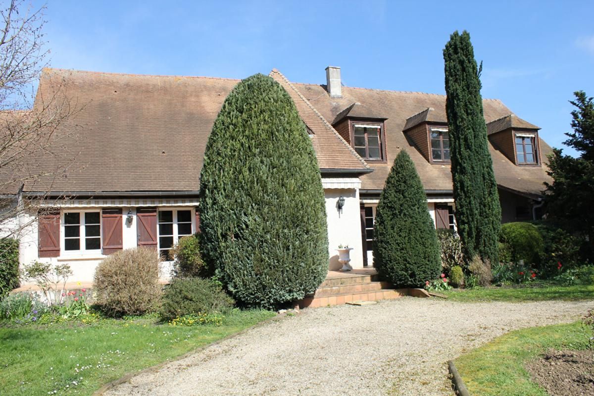 MAREIL-LE-GUYON Maison Mareil Le Guyon 8 pièces, 252 m2 3