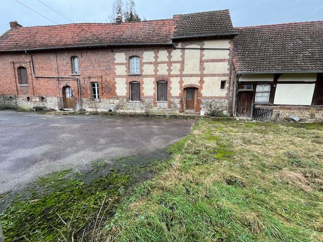 NEUFCHATEL-EN-BRAY Corps de ferme Neufchâtel En Bray 6 pièce(s) 89 m2 sur 2800 M2 1