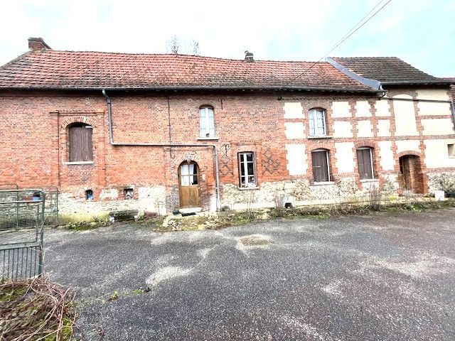 NEUFCHATEL-EN-BRAY Corps de ferme Neufchâtel En Bray 6 pièce(s) 89 m2 sur 2800 M2 2