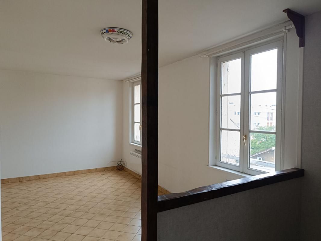 LES MUREAUX Appartement Les Mureaux 2 pièce(s) 39.94 m2 4