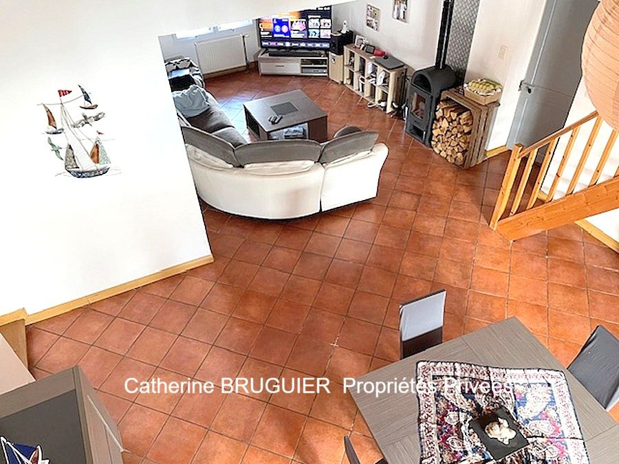 SAINT-JEAN-DE-LIVERSAY Charentaise de 175 m2,  4 chambres, garage, piscine, terrasse 2