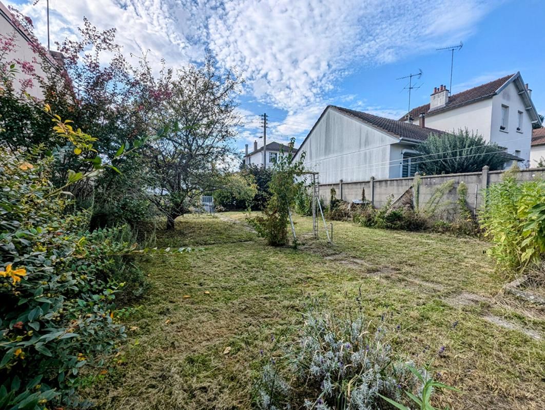 VERRIERES-LE-BUISSON Terrain à bâtir 232 m2 3