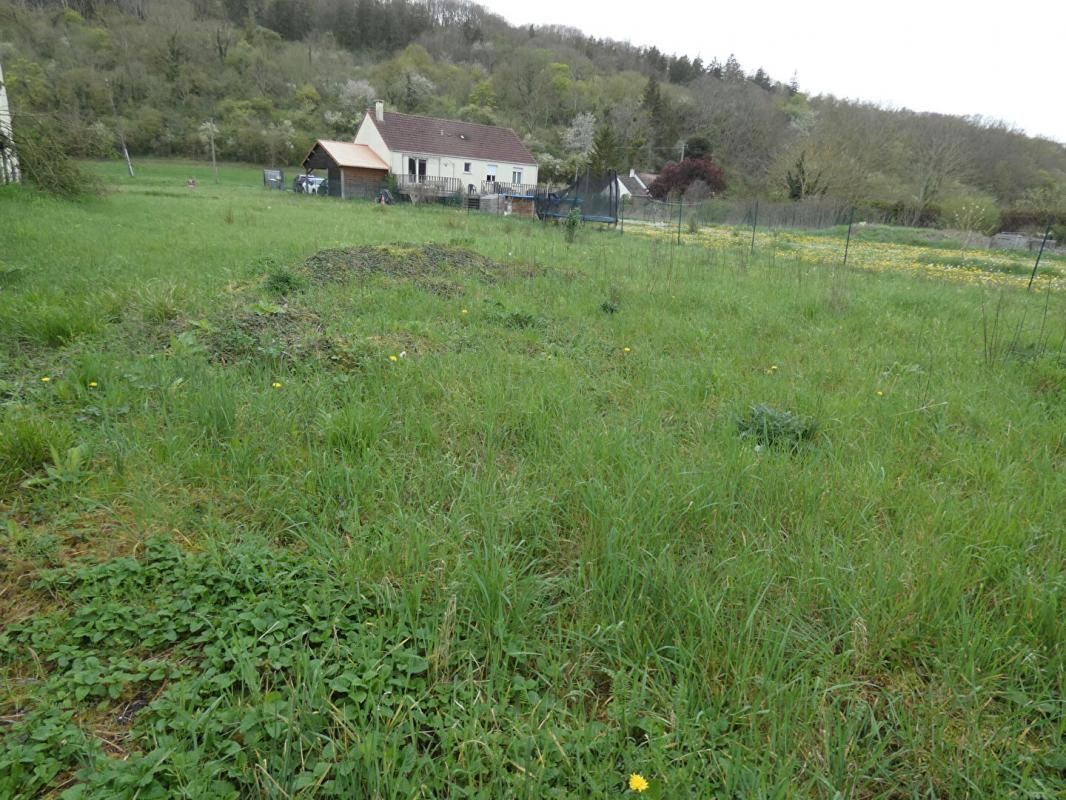 Terrain constructible 1030 m²