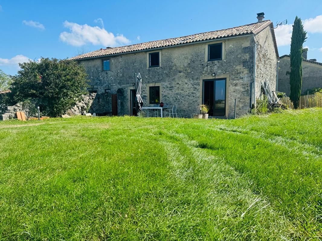 Maison EN PIERRE  Carsac De Gurson 10 pièce(s) 206 m2