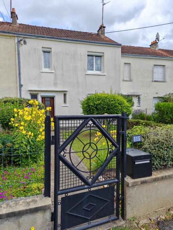 DEOLS Exclu : Maison à Déols 4 pièces, véranda, jardin, garage et cave 1