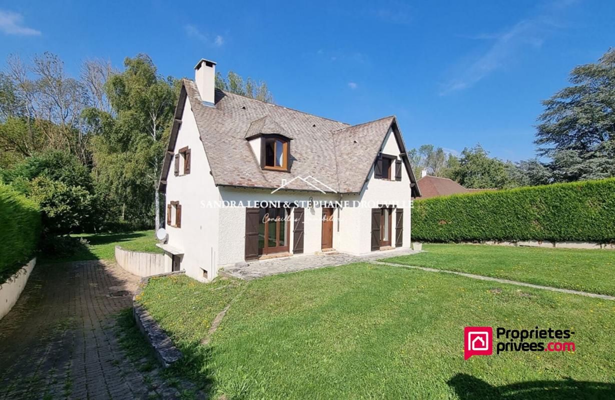 Charmante Maison de 146 m2, 7 pièces, 5 chambres, proche Maintenon. Ref annonce 379728