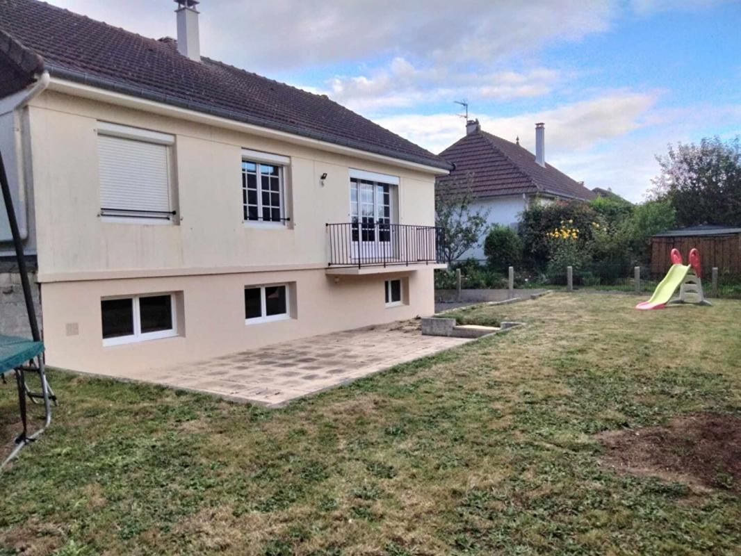 Maison Carentan Les Marais 5 pièce(s) 150 m2