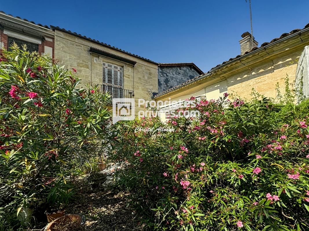 PESSAC Magnifique Demeure PESSAC BOURG  Bien RARE avec GARAGE et JARDIN 4