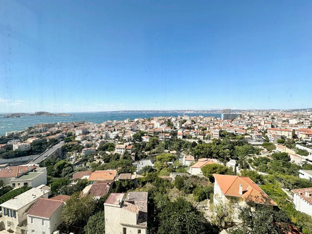 MARSEILLE-7E-ARRONDISSEMENT Appartement T4 avec terrasse vue mer 3