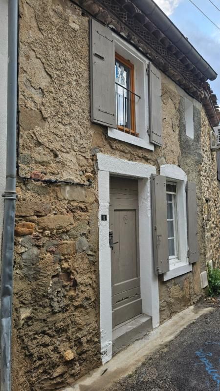 PUICHERIC MAISON DE VILLAGE A RENOVER 1