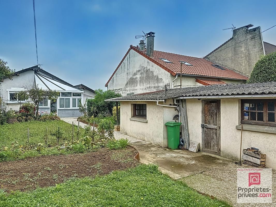 SAVIGNY-SUR-ORGE Maison Savigny Sur Orge 5 pièces 90 m2 avec dépendance cadastrée 4