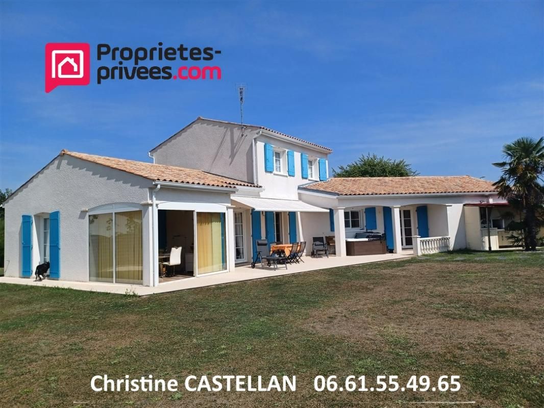 ROYAN Maison Royan 7 pièce(s) 200 m2 2