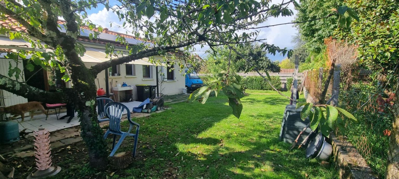 Maison de ville 65 M2 à Bergerac en vente Viager occupé sur une personne âgée de 74 ans