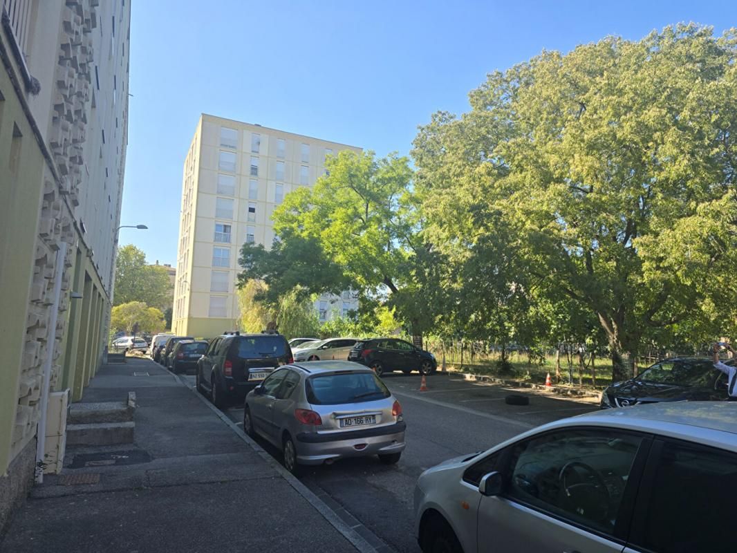 AVIGNON Appartement  4 pièce(s) 85 m2 2