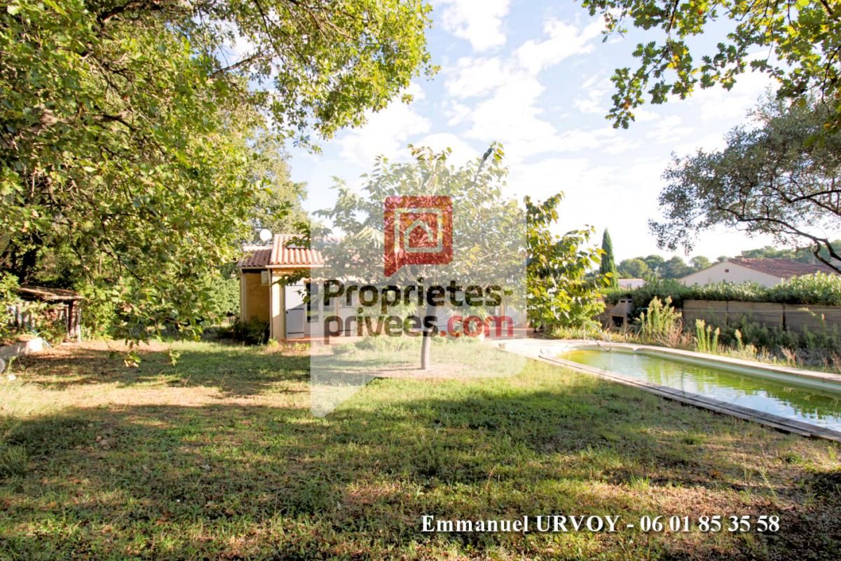 SAINT-REMY-DE-PROVENCE A VENDRE - 13210 Saint Remy De Provence - Maison avec piscine et jardin 2