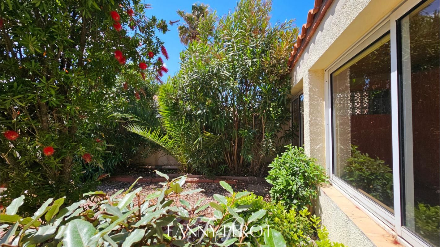 SAINT-CYPRIEN Maison à rénover de 150 m² avec  piscine au port de St-Cyprien 4