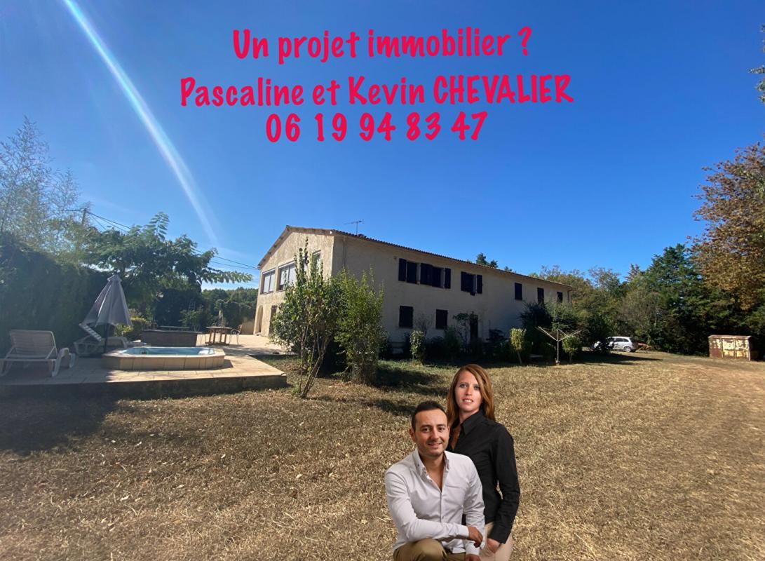 GRANS Ensemble immobilier à Grans  avec partie équestre 2