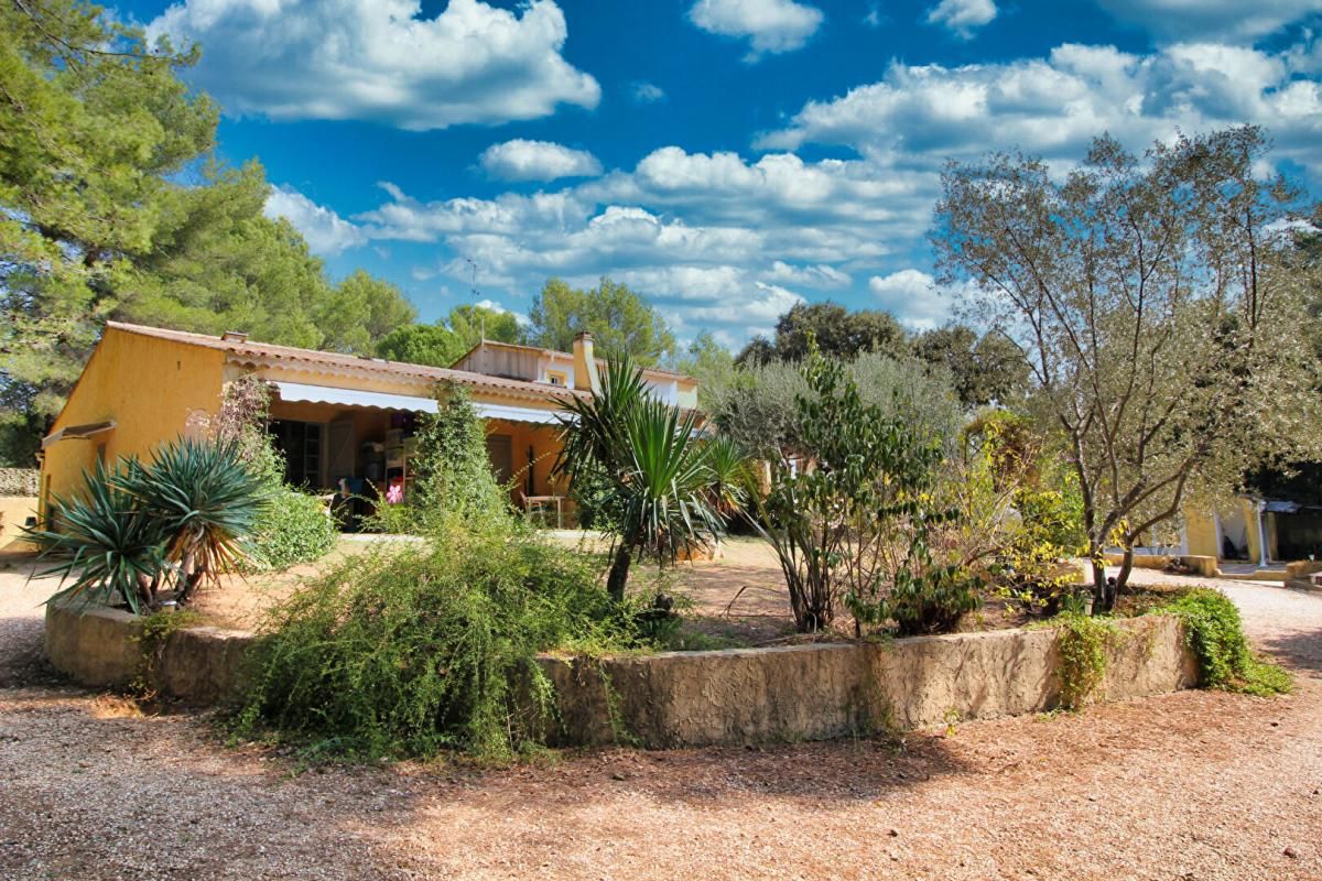 LE MUY LE MUY, Très rare: Villa avec piscine et 5 gîtes 3