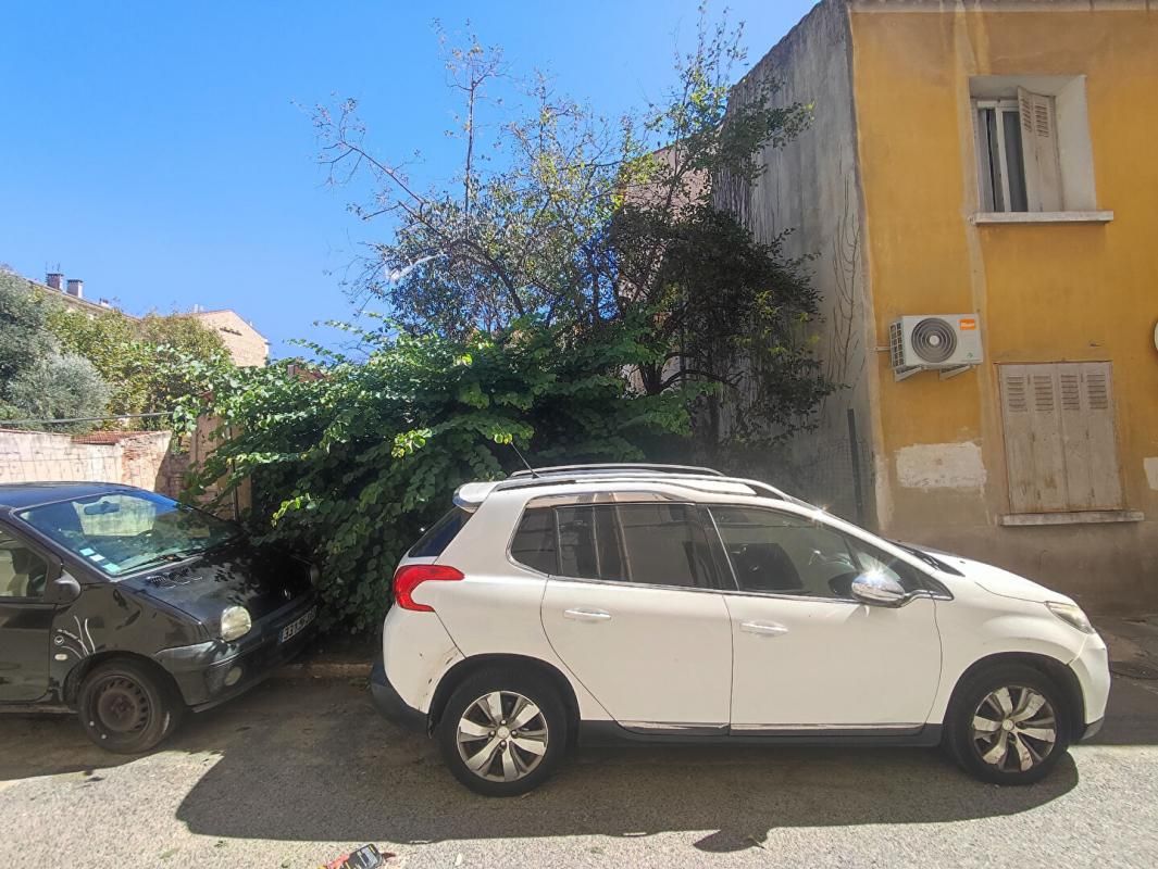 TOULON A vendre TOULON terrain constructible 40m² 3