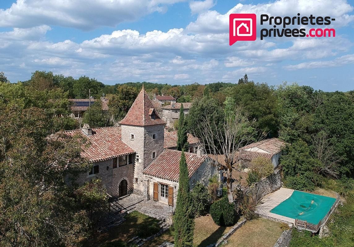 LALBENQUE Maison de caractère du XVIIème avec gite et piscine 1