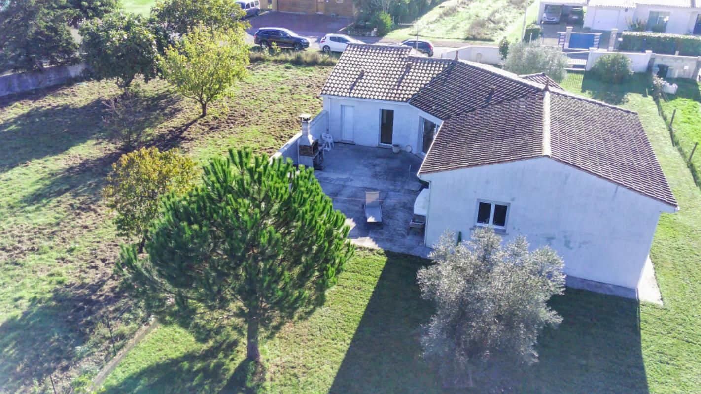 Maison  5 pièce(s) 125 m2 MEURSAC