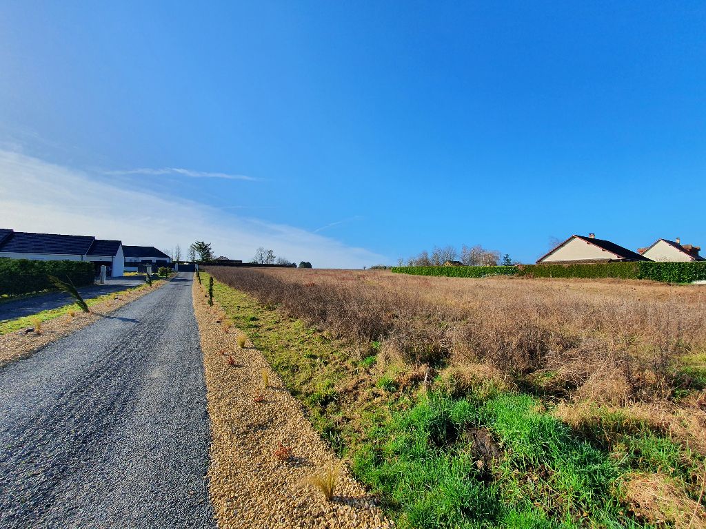 BOURGES Terrain constructible Bourges 5743 m2 2