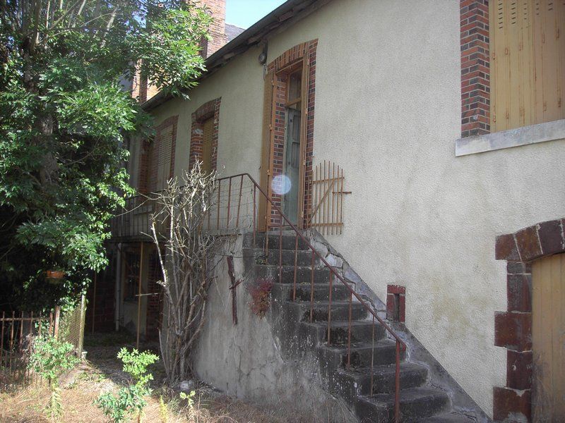 BARLIEU Maison de village (avec travaux) 3