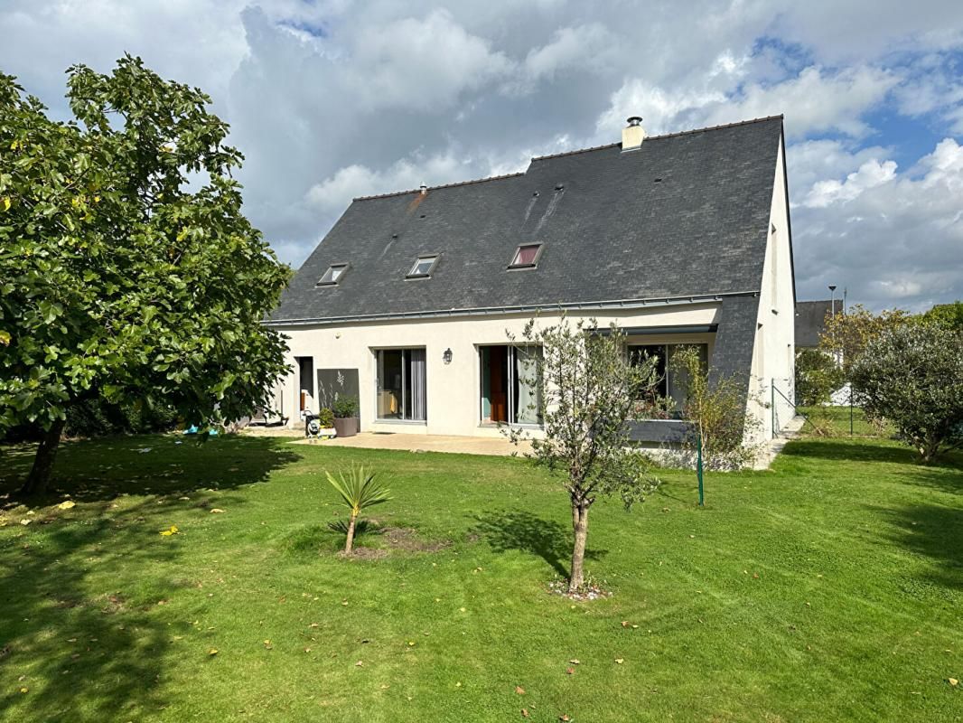 SAINTE-LUCE-SUR-LOIRE Maison Sainte Luce Sur Loire 6 pièce(s) 145.50 m2 1